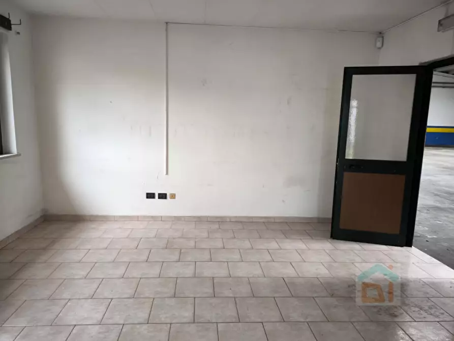 Immagine 2 di Capannone industriale in vendita  in Via I Maggio a Palmanova