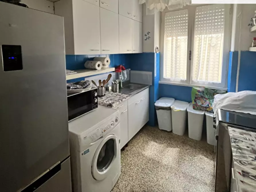 Immagine 12 di Appartamento in vendita  in VIA COCUZZA a Anzio