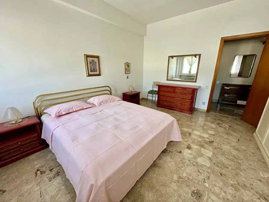 Immagine 14 di Appartamento in vendita  in Via Dante 4 a Sirolo