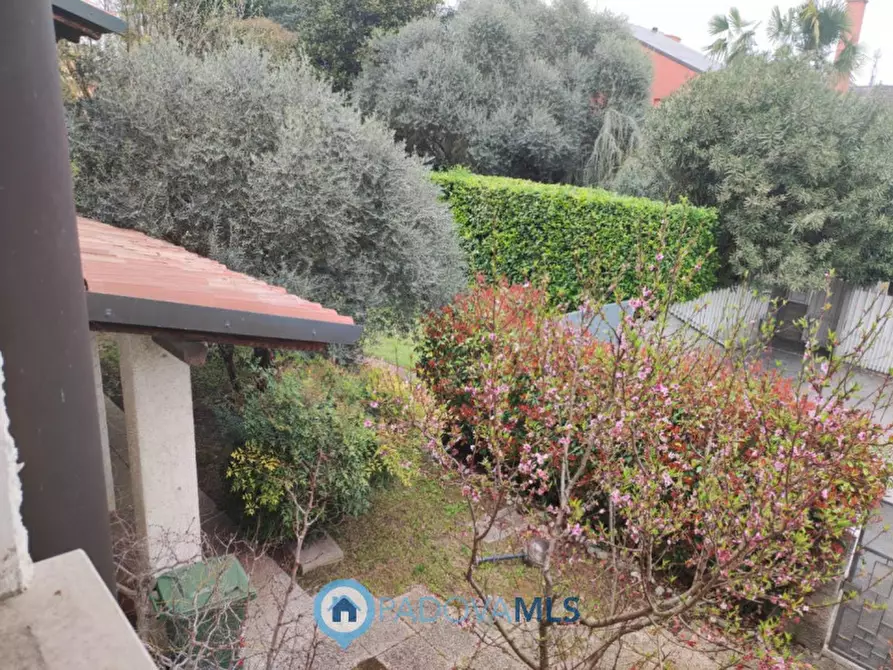 Immagine 19 di Casa bifamiliare in vendita  in VIA FRIULI a Selvazzano Dentro