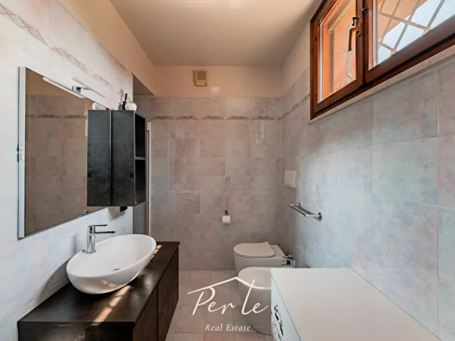 Immagine 29 di Villetta a schiera in vendita  in via olanda 23 a Curtatone