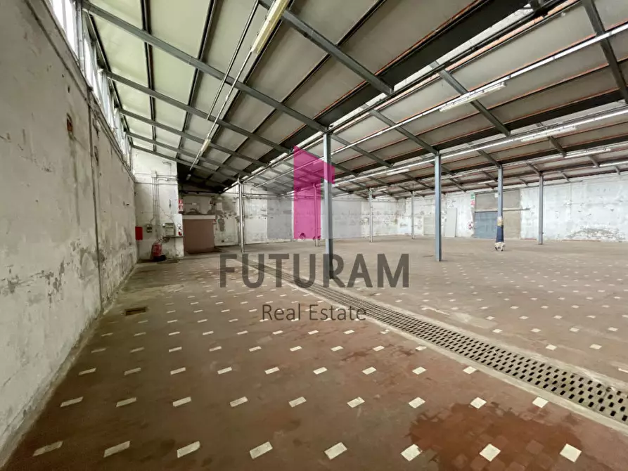 Immagine 4 di Capannone industriale in affitto  a Bovolenta