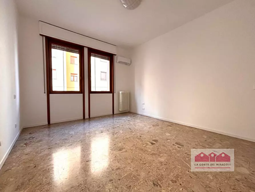 Immagine 9 di Appartamento in affitto  in Viale Giuseppe Mazzini a Vicenza