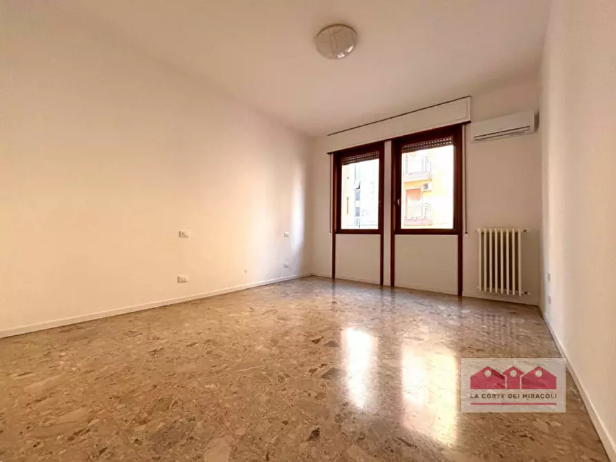 Immagine 10 di Appartamento in affitto  in Viale Giuseppe Mazzini a Vicenza