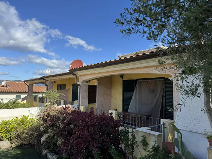 Immagine 2 di Appartamento in vendita  in Sa Petra Ruja Via Mare Libico a Siniscola