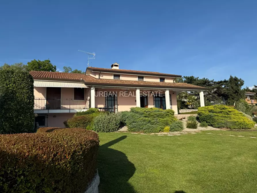 Immagine 8 di Villa in vendita  in Contovello 607 a Trieste