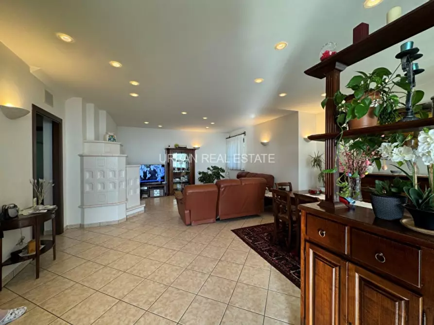 Immagine 13 di Villa in vendita  in Contovello 607 a Trieste