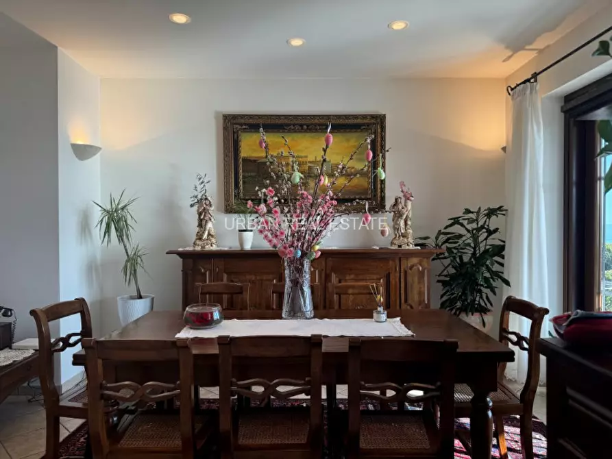 Immagine 21 di Villa in vendita  in Contovello 607 a Trieste