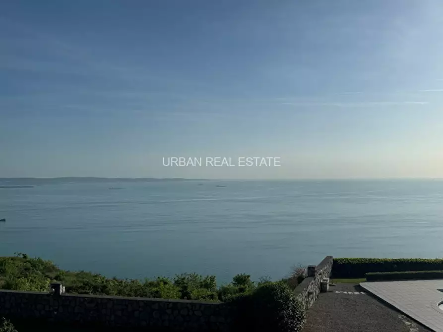 Immagine 28 di Villa in vendita  in Contovello 607 a Trieste