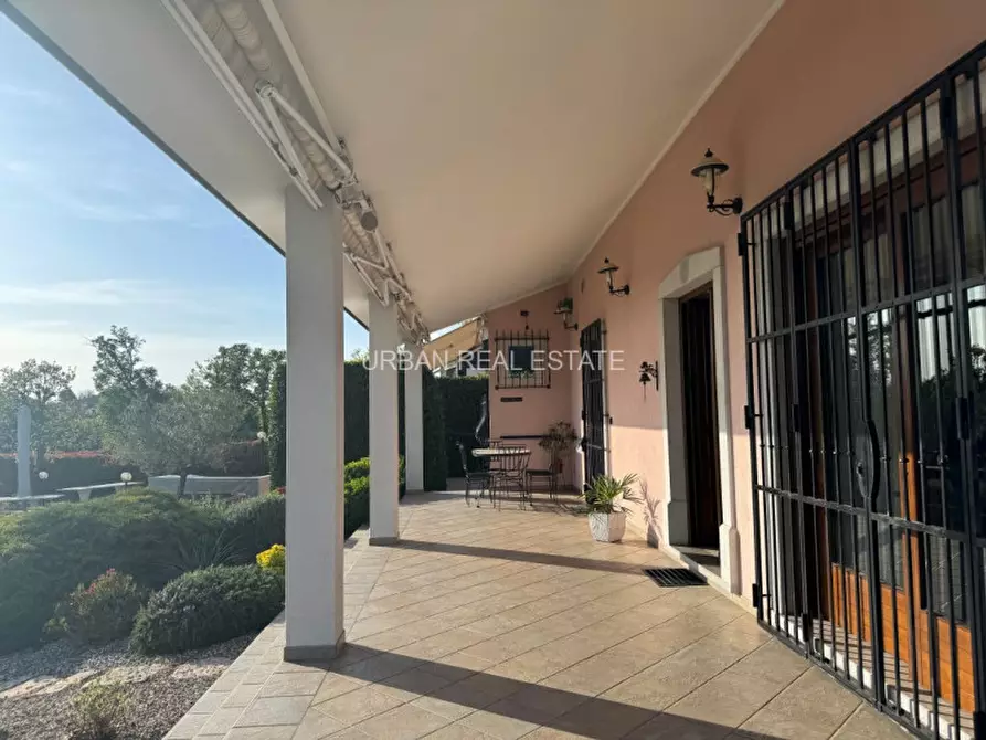 Immagine 36 di Villa in vendita  in Contovello 607 a Trieste