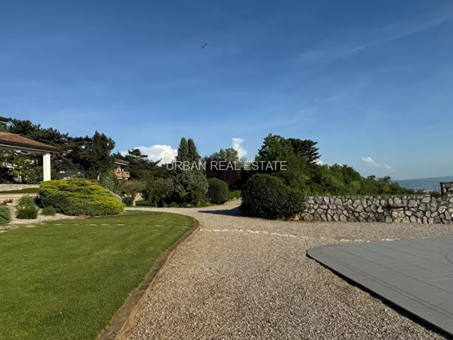 Immagine 37 di Villa in vendita  in Contovello 607 a Trieste