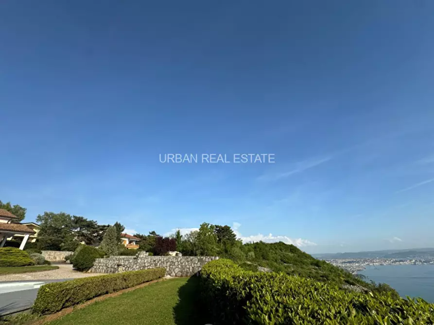 Immagine 45 di Villa in vendita  in Contovello 607 a Trieste