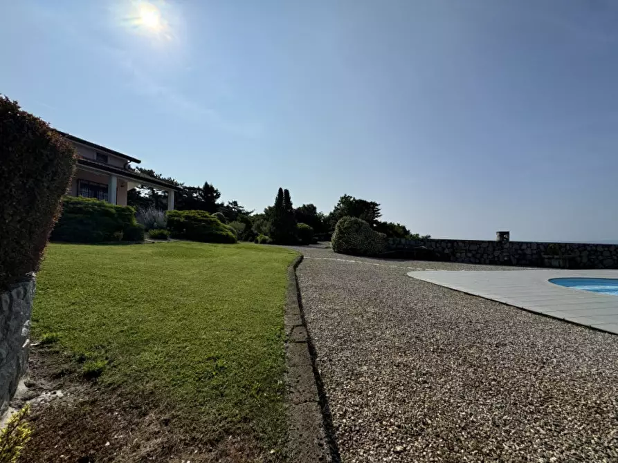 Immagine 70 di Villa in vendita  in Contovello 607 a Trieste