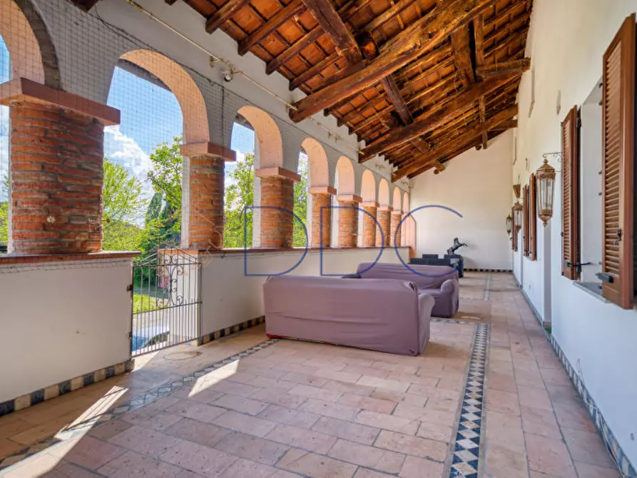 Immagine 3 di Agriturismo in vendita  in Strada San Cipriano 43 a Broni