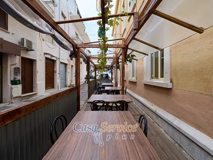 Immagine 8 di Attività commerciale in vendita  in Via Sofia Stevens a Gallipoli