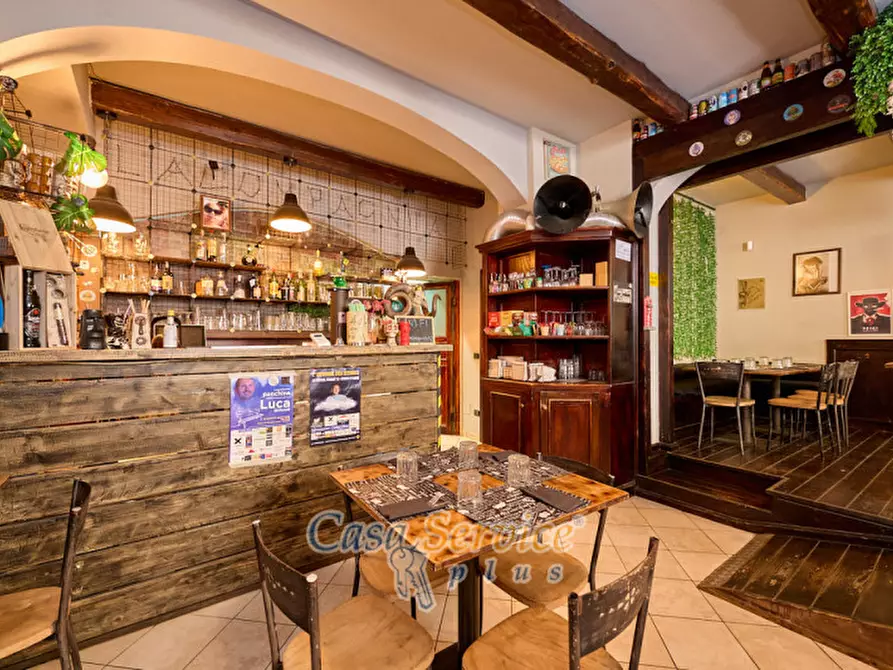 Immagine 25 di Attività commerciale in vendita  in Via Sofia Stevens a Gallipoli