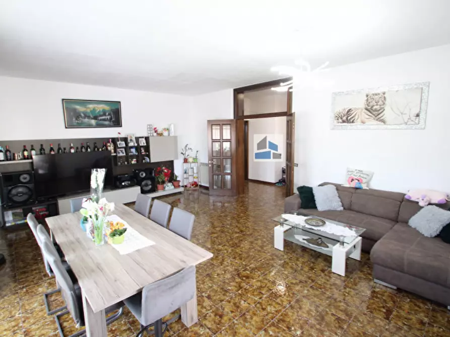 Immagine 2 di Appartamento in vendita  in Via Silvio Pellico a Santa Maria Di Sala