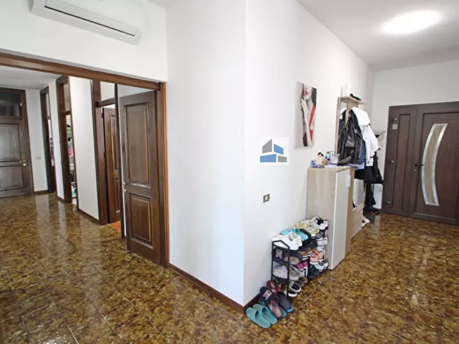 Immagine 4 di Appartamento in vendita  in Via Silvio Pellico a Santa Maria Di Sala