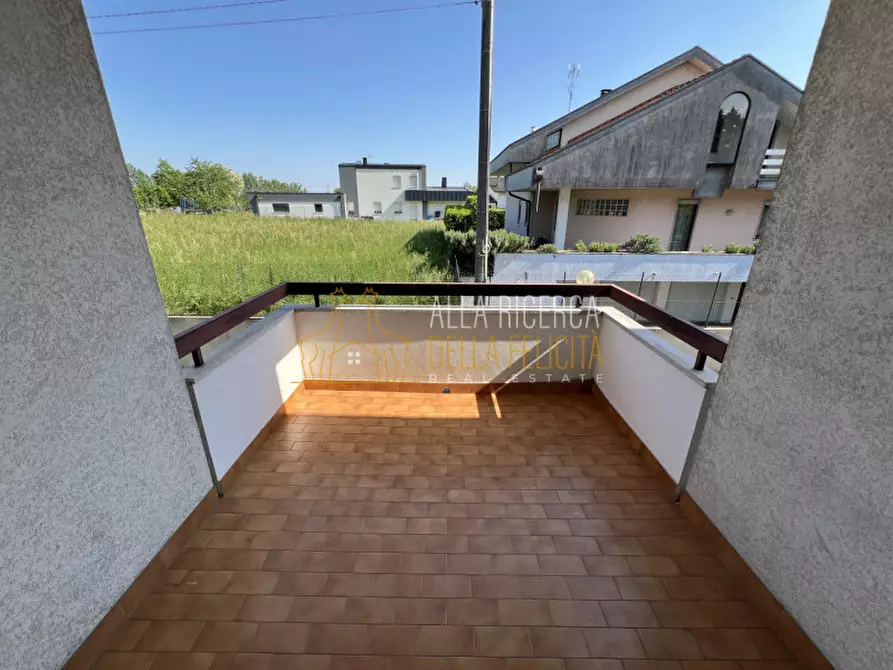 Immagine 14 di Villetta a schiera in vendita  in Via Tito Livio a Schio