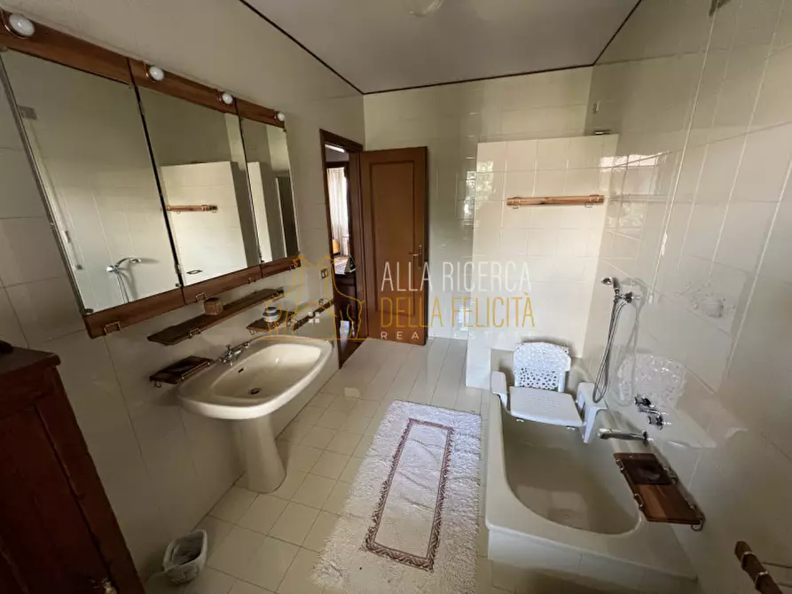 Immagine 28 di Villetta a schiera in vendita  in Via Tito Livio a Schio