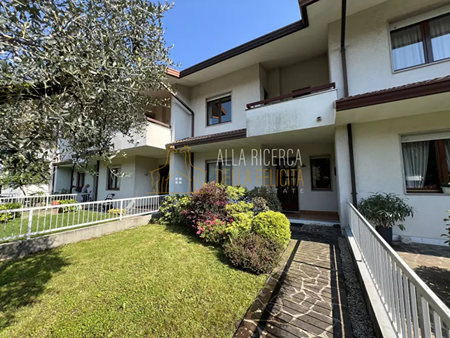 Immagine 42 di Villetta a schiera in vendita  in Via Tito Livio a Schio