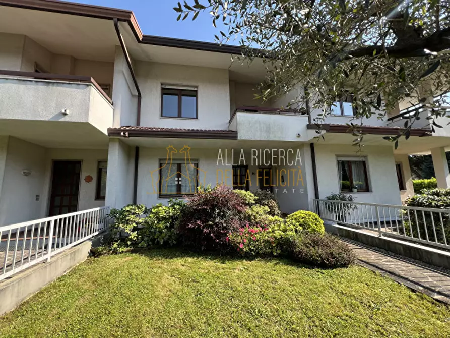 Immagine 43 di Villetta a schiera in vendita  in Via Tito Livio a Schio