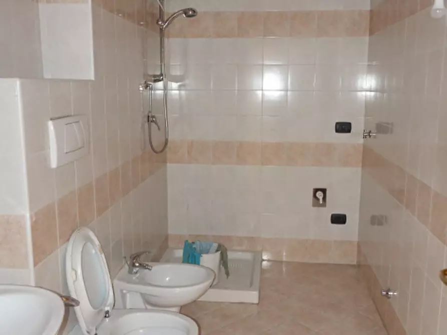 Immagine 11 di Ufficio in affitto  in Mezzolombardo, piazza San Giovanni a Mezzolombardo