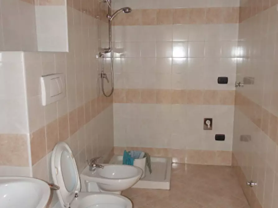 Immagine 12 di Ufficio in affitto  in Mezzolombardo, piazza San Giovanni a Mezzolombardo