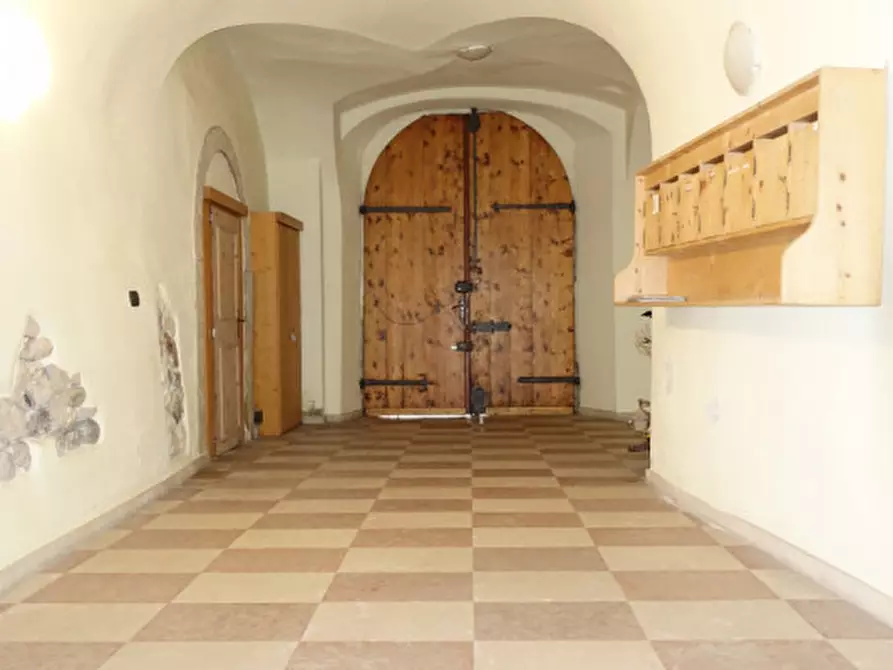 Immagine 18 di Ufficio in affitto  in Mezzolombardo, piazza San Giovanni a Mezzolombardo