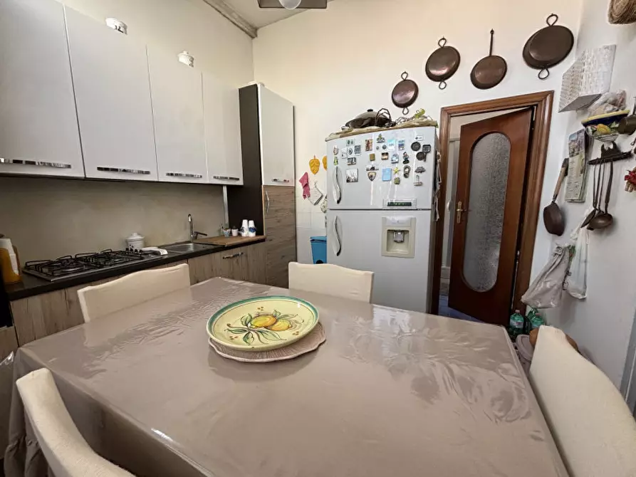 Immagine 2 di Appartamento in vendita  in via mortelle a Torre Del Greco