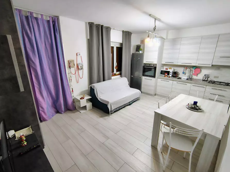 Immagine 1 di Appartamento in vendita  in via Martini a Albissola Marina