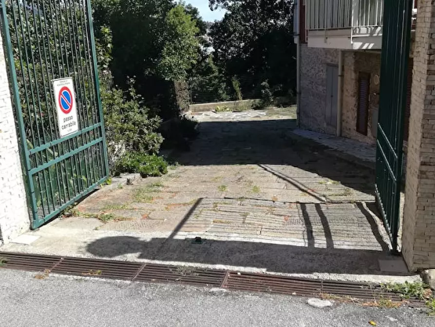 Immagine 13 di Appartamento in vendita  in via Martini a Albissola Marina