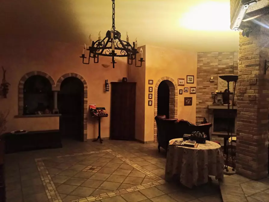 Immagine 32 di Villa in vendita  a Fano