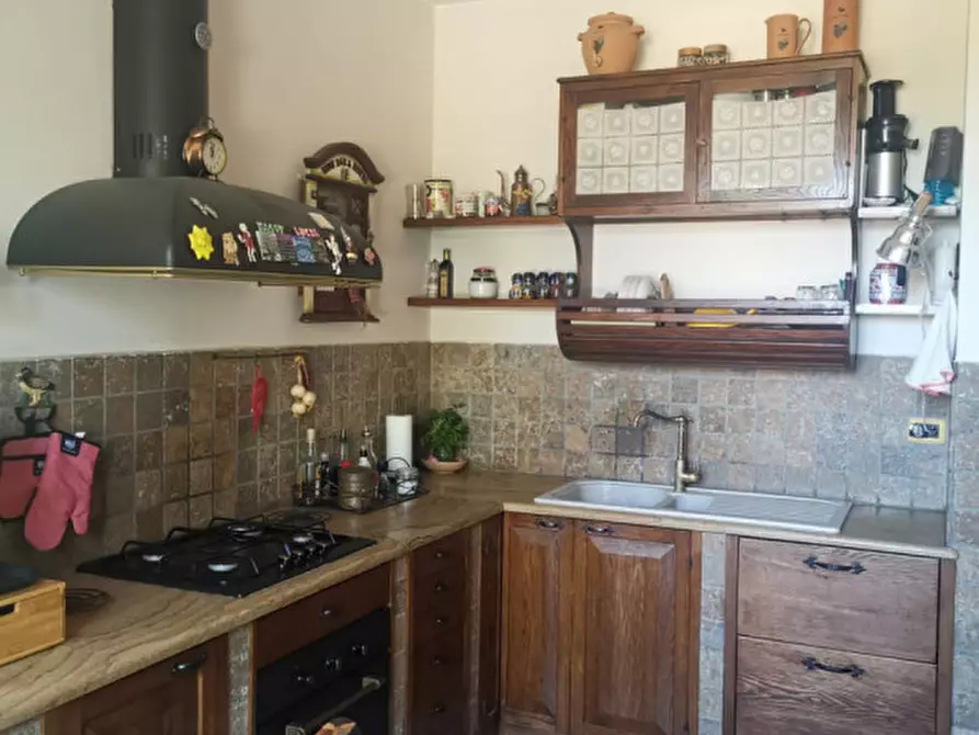 Immagine 46 di Villa in vendita  a Fano