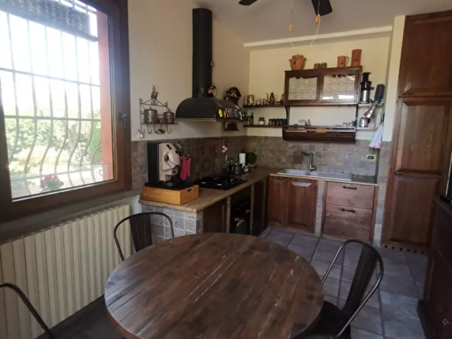 Immagine 47 di Villa in vendita  a Fano