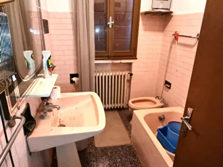 Immagine 7 di Casa indipendente in vendita  a Galzignano Terme