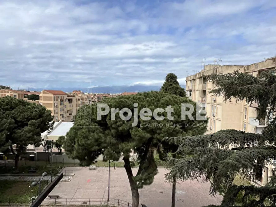 Immagine 2 di Appartamento in vendita  in Viale Calabria a Reggio Di Calabria