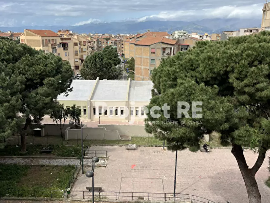 Immagine 3 di Appartamento in vendita  in Viale Calabria a Reggio Di Calabria