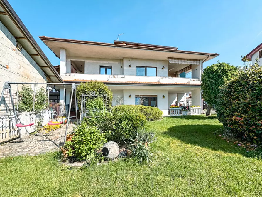 Immagine 1 di Appartamento in vendita  in via diaz n 9 a Cavaglio D'agogna
