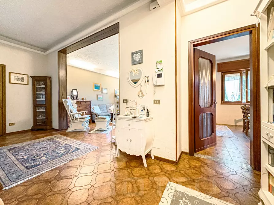 Immagine 7 di Appartamento in vendita  in via diaz n 9 a Cavaglio D'agogna