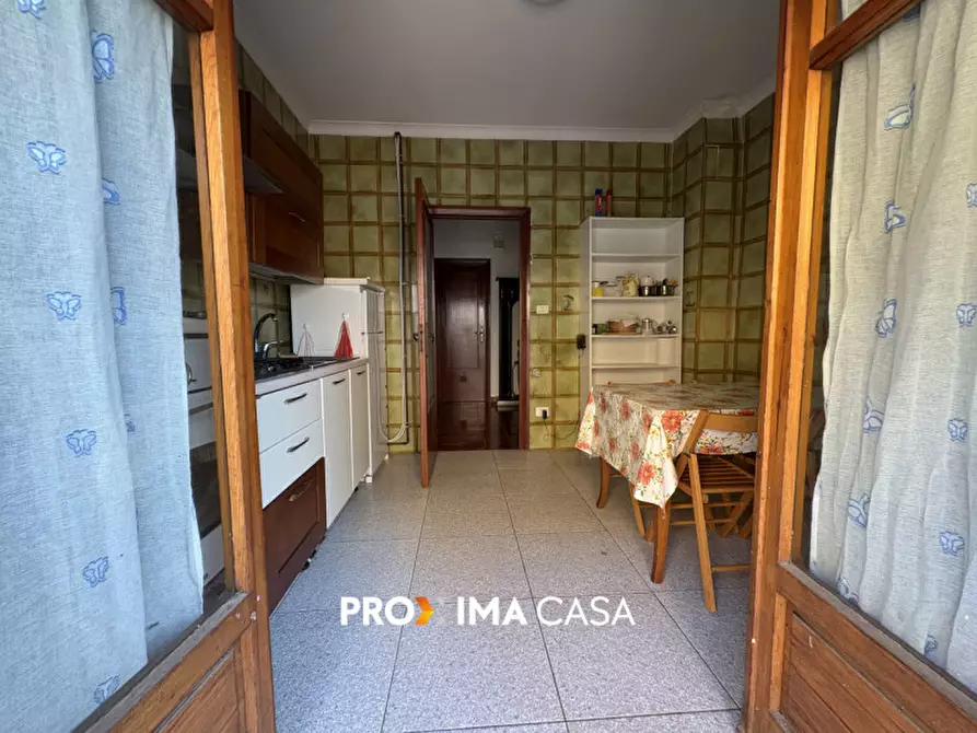 Immagine 17 di Appartamento in vendita  in via cutinelli 91 a Baronissi