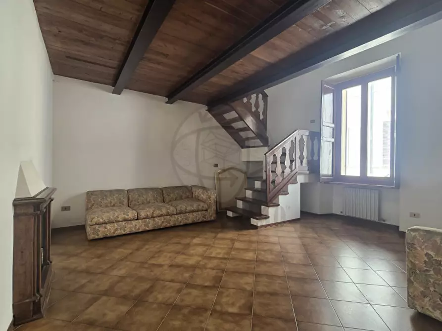 Immagine 4 di Appartamento in vendita  in Corso Mazzini a Spoleto