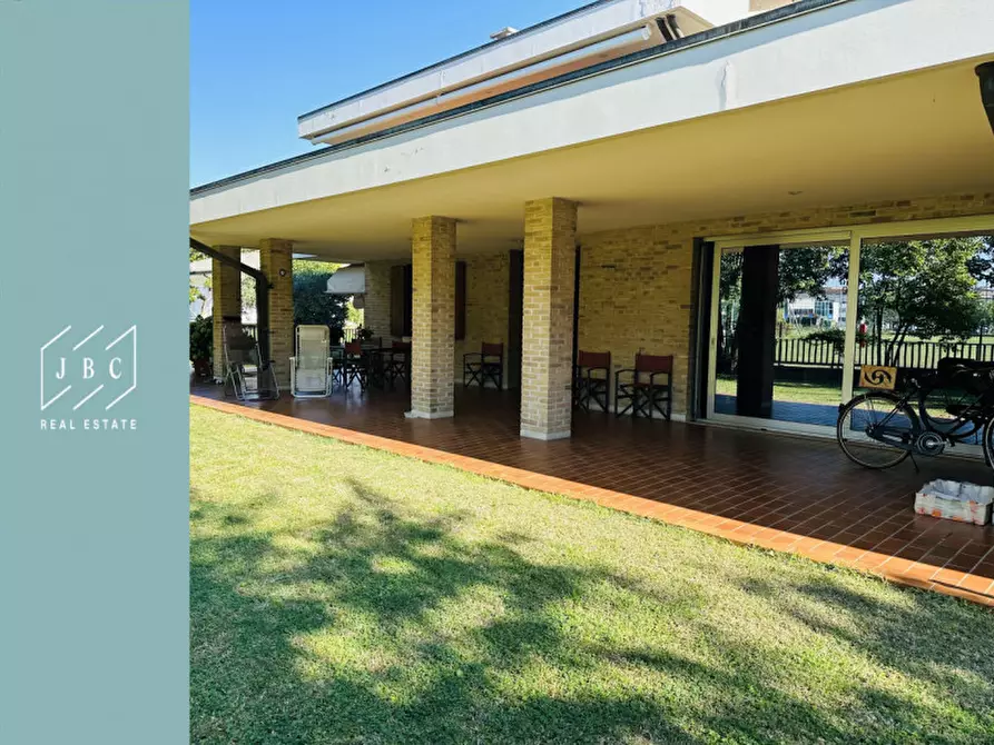 Immagine 1 di Casa bifamiliare in vendita  in Via Donizetti a Oderzo