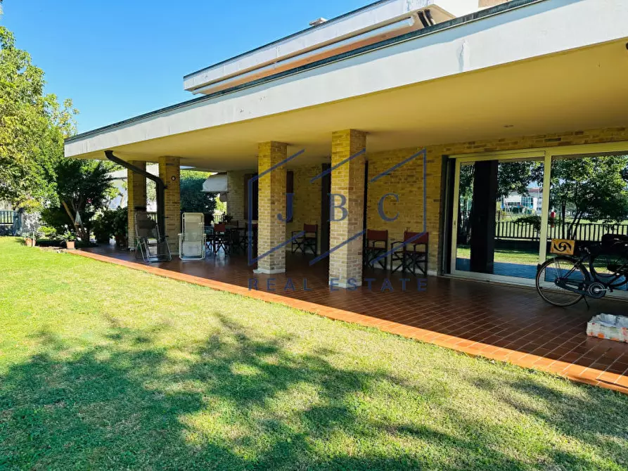 Immagine 18 di Casa bifamiliare in vendita  in Via Donizetti a Oderzo