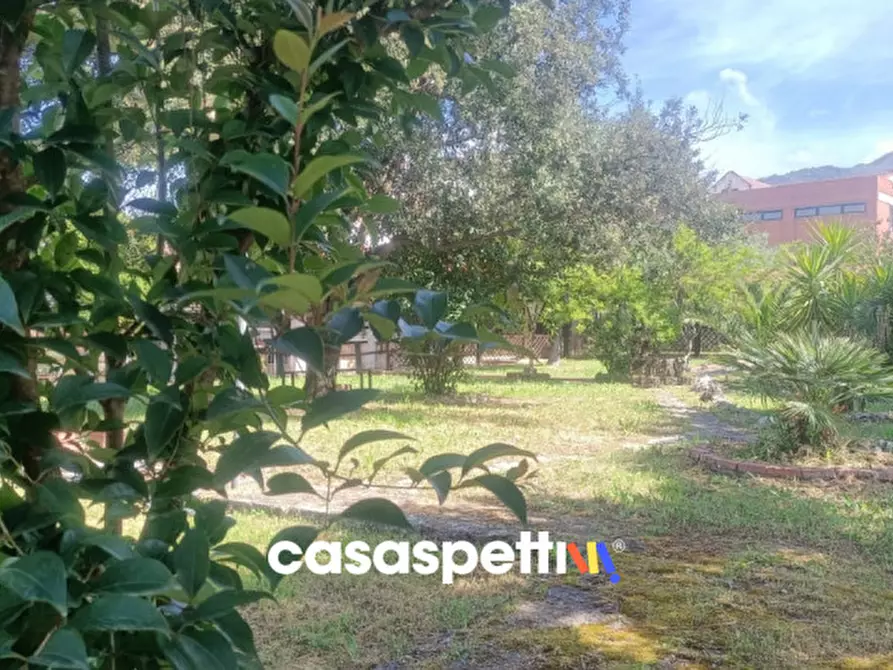 Immagine 19 di Villa in vendita  in Via Serroni, 8 a Giffoni Sei Casali