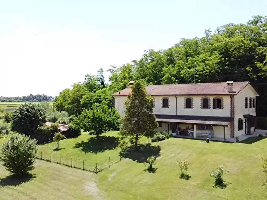 Immagine 3 di Casa bifamiliare in vendita  in VIA PETRARCA n. 14 a Galzignano Terme