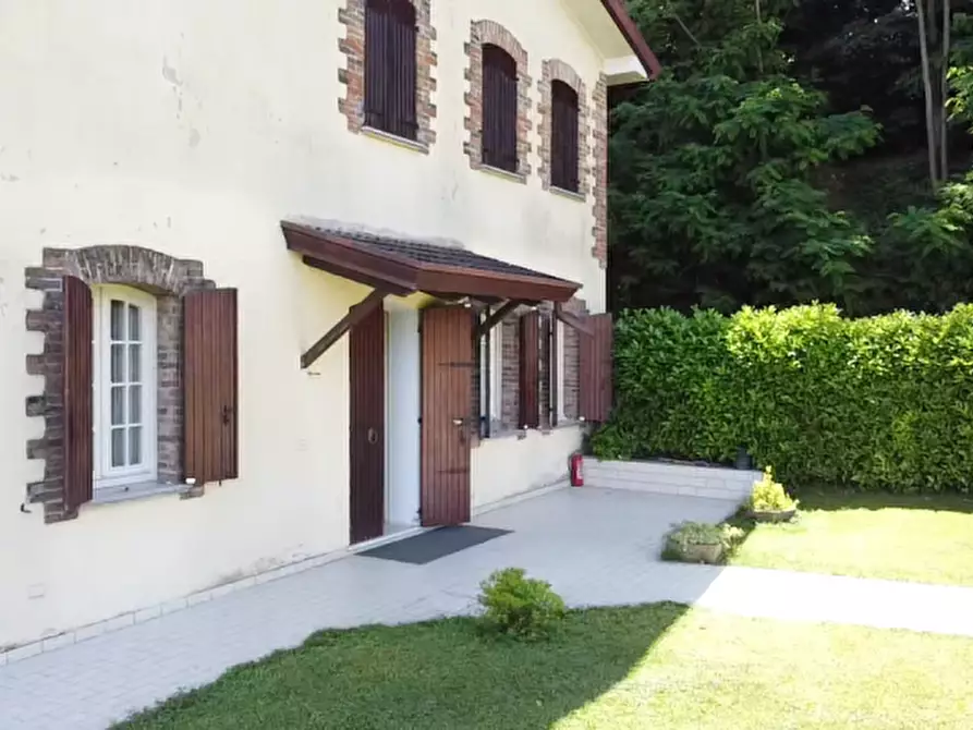 Immagine 7 di Casa bifamiliare in vendita  in VIA PETRARCA n. 14 a Galzignano Terme