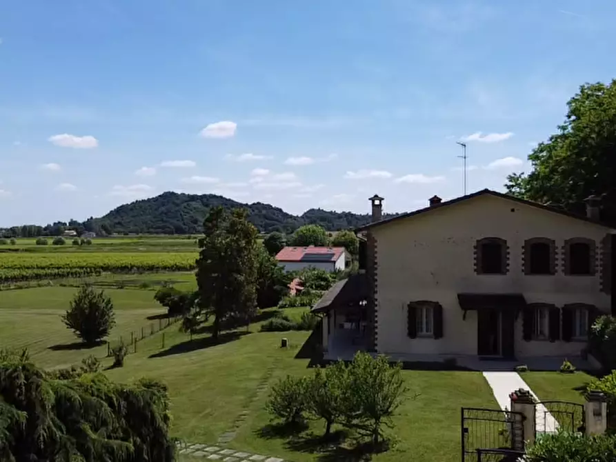 Immagine 9 di Casa bifamiliare in vendita  in VIA PETRARCA n. 14 a Galzignano Terme