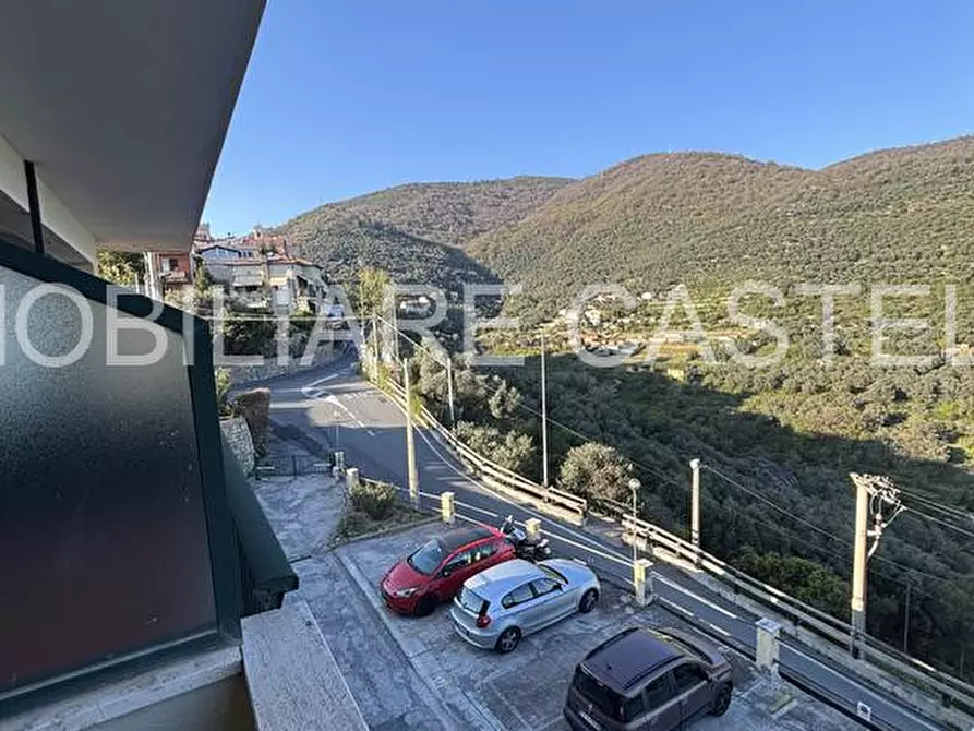 Immagine 15 di Appartamento in vendita  a Castellaro