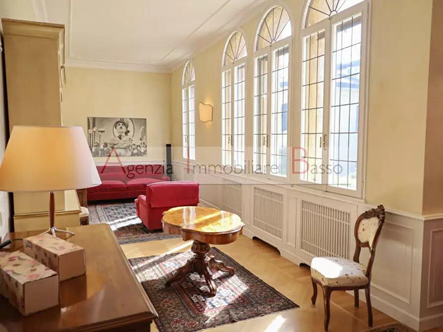 Immagine 7 di Appartamento in vendita  in PIAZZA DELLE ERBE a Padova